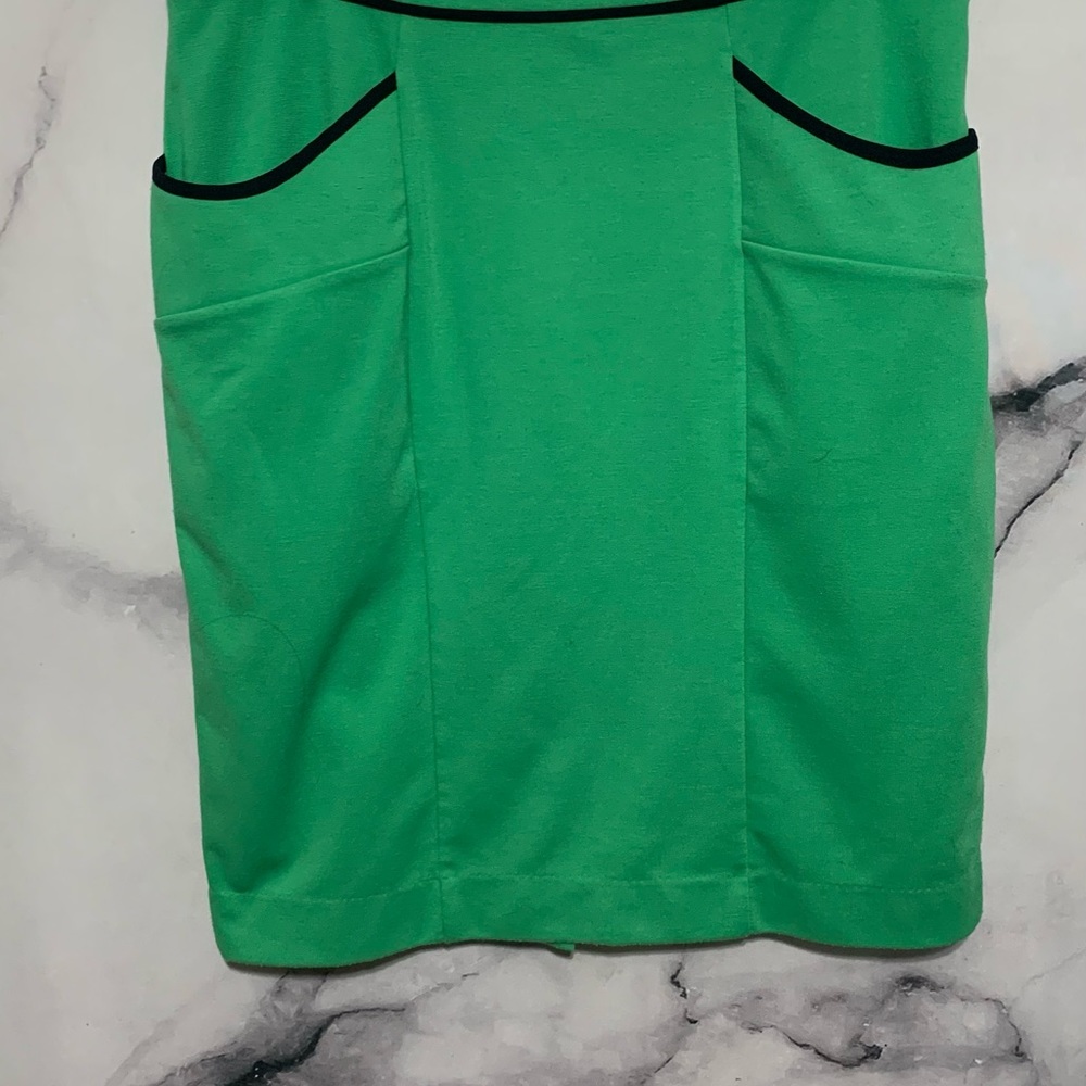 Green Banana Republic Strechy Pencil Skirt
